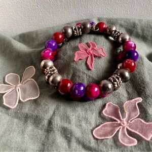 Colorful Beaded Stretch Bracelet in Red & Purple